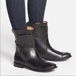 Frye Paige Short Black Leather Riding Boot